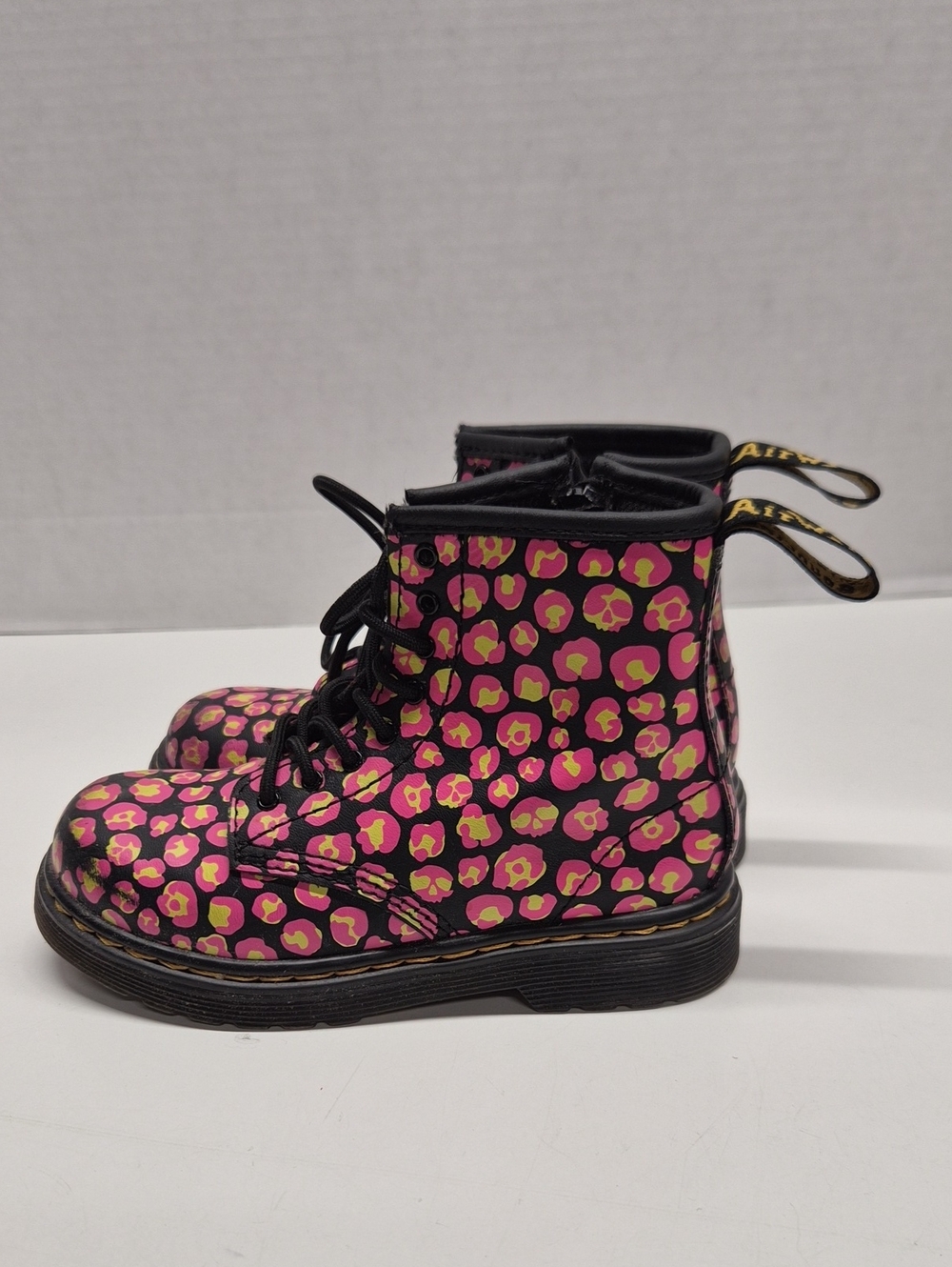 Dr Martens Boots Lace Up Ankle Boot Animal Print Pink Docs Kids Youth Size 10